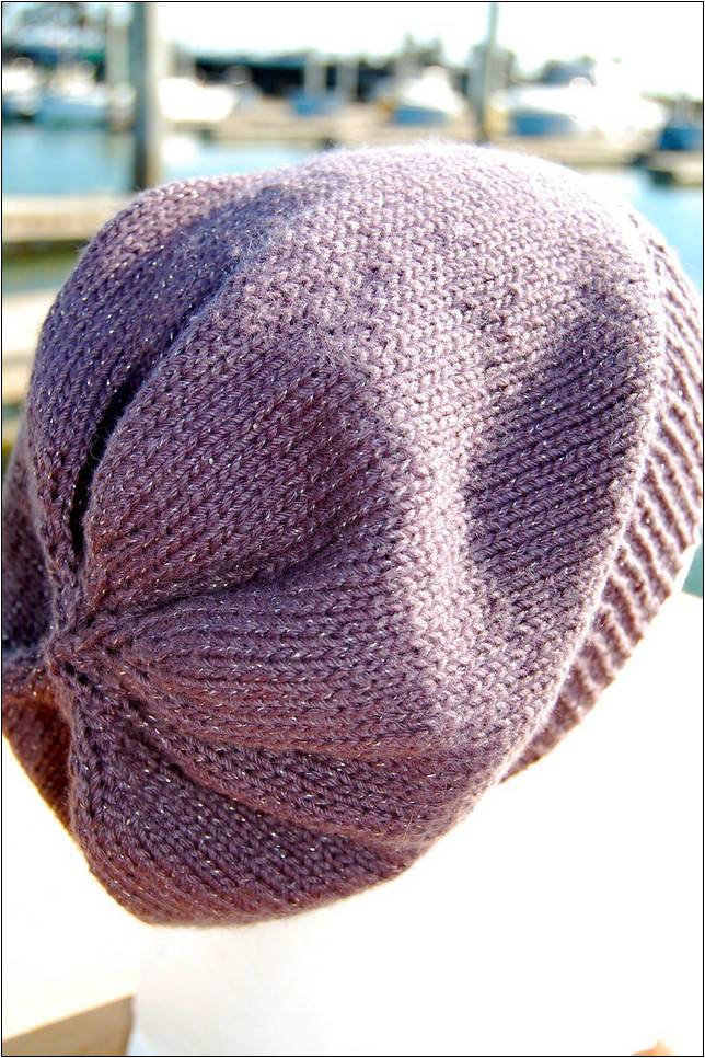 Simple Slouchy Hat Knitting Pattern
